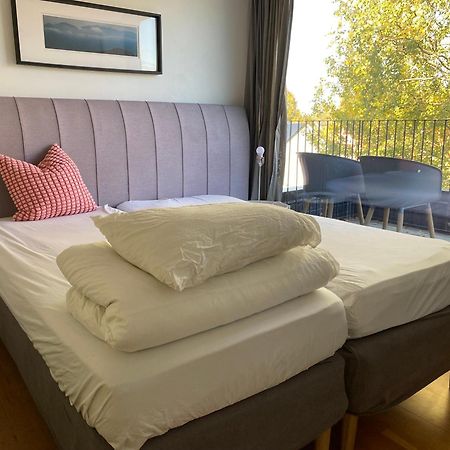 Townhouse On Arlanda Stockholm Metro Line - Easy Checkin Vila Sollentuna Exterior foto