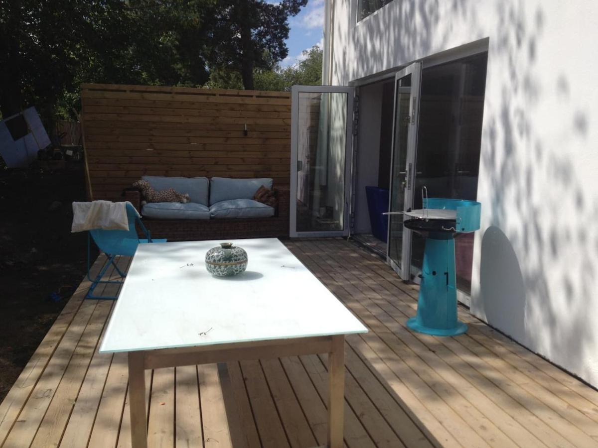 Townhouse On Arlanda Stockholm Metro Line - Easy Checkin Vila Sollentuna Exterior foto